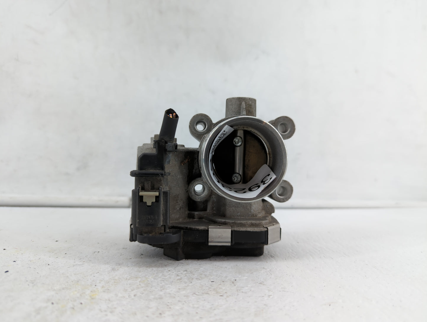 2018 Chevrolet Cruze Throttle Body P/N:12671379AA Fits Fits 2016 2017 2019 OEM Used Auto Parts - Oemusedautoparts1.com