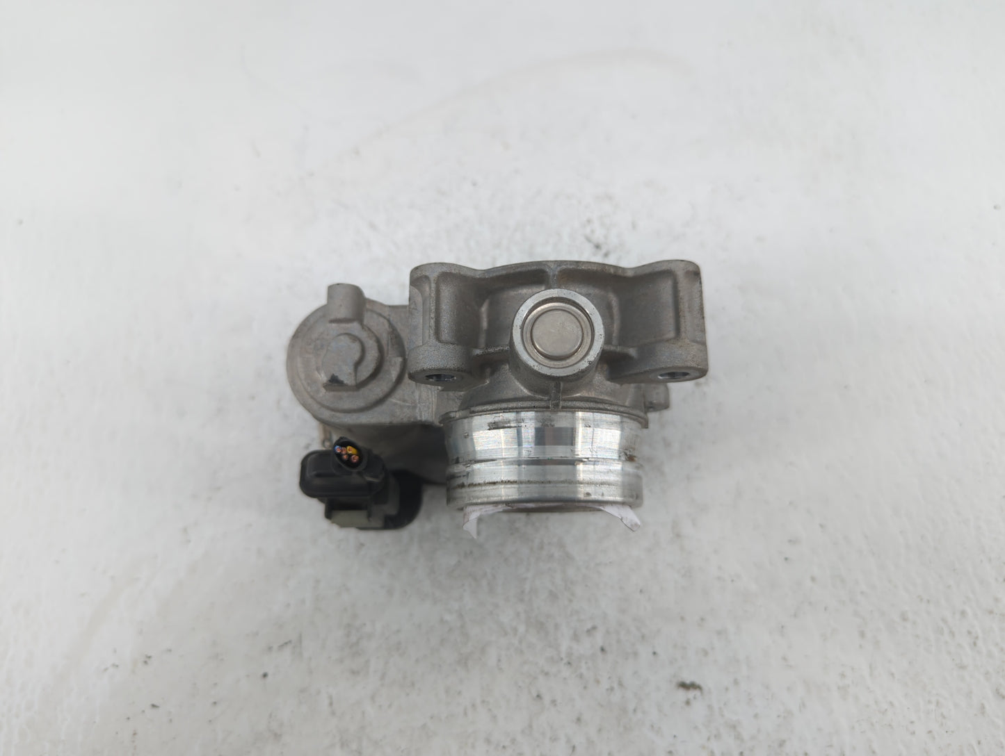 2018 Chevrolet Cruze Throttle Body P/N:12671379AA Fits Fits 2016 2017 2019 OEM Used Auto Parts - Oemusedautoparts1.com