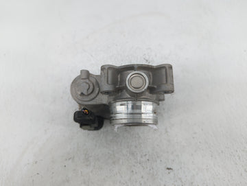 2018 Chevrolet Cruze Throttle Body P/N:12671379AA Fits Fits 2016 2017 2019 OEM Used Auto Parts