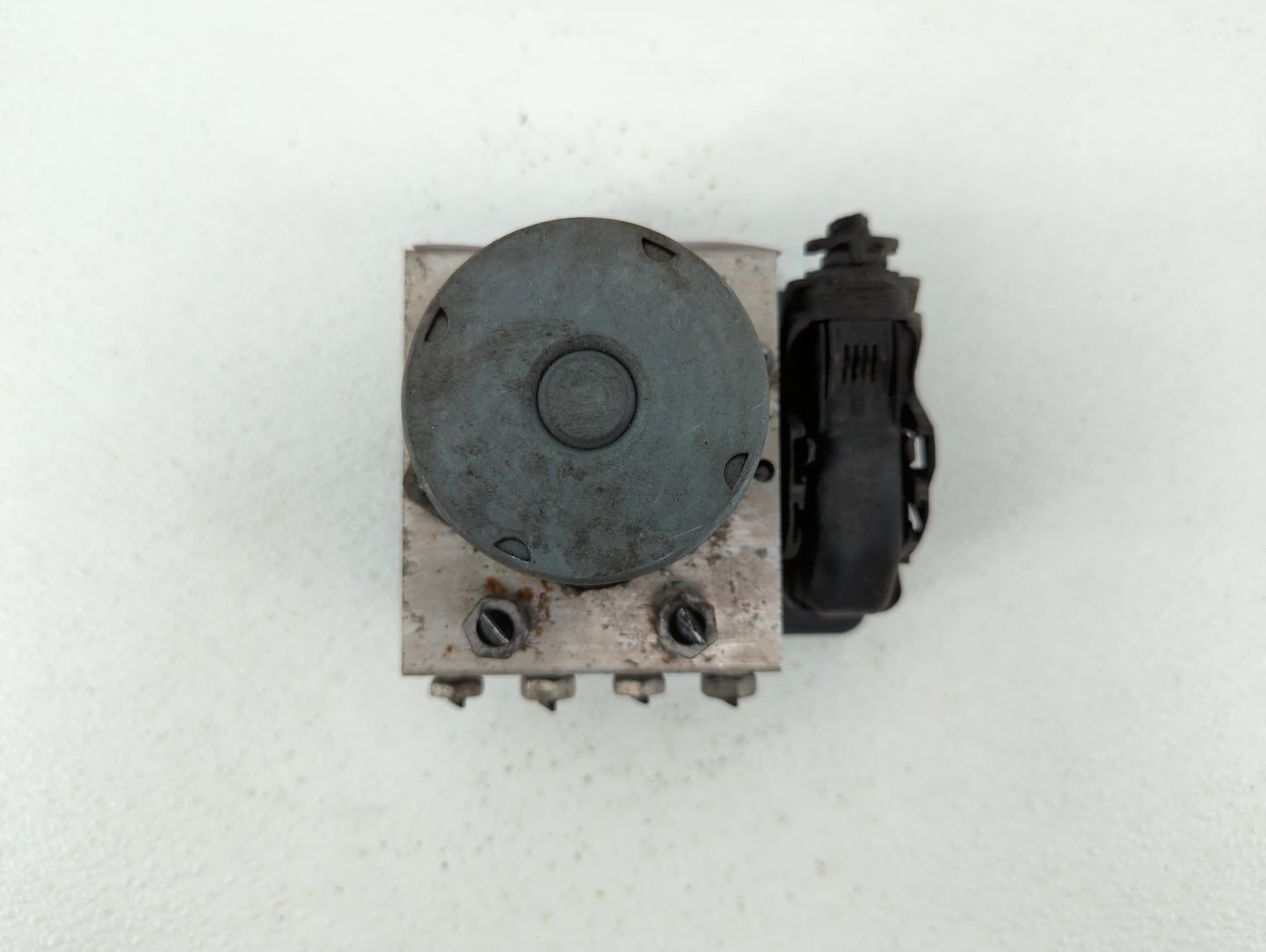 2018 Chevrolet Cruze ABS Pump Control Module Replacement P/N:39120571 065055766, 39120572 Fits OEM Used Auto Parts - Oemused