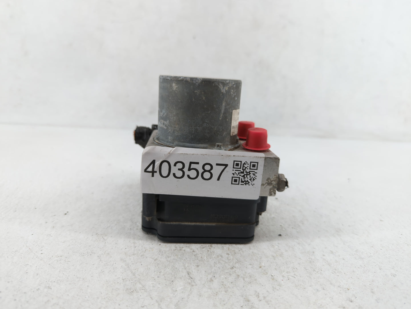 2018 Chevrolet Cruze ABS Pump Control Module Replacement P/N:39120571 065055766, 39120572 Fits OEM Used Auto Parts - Oemused