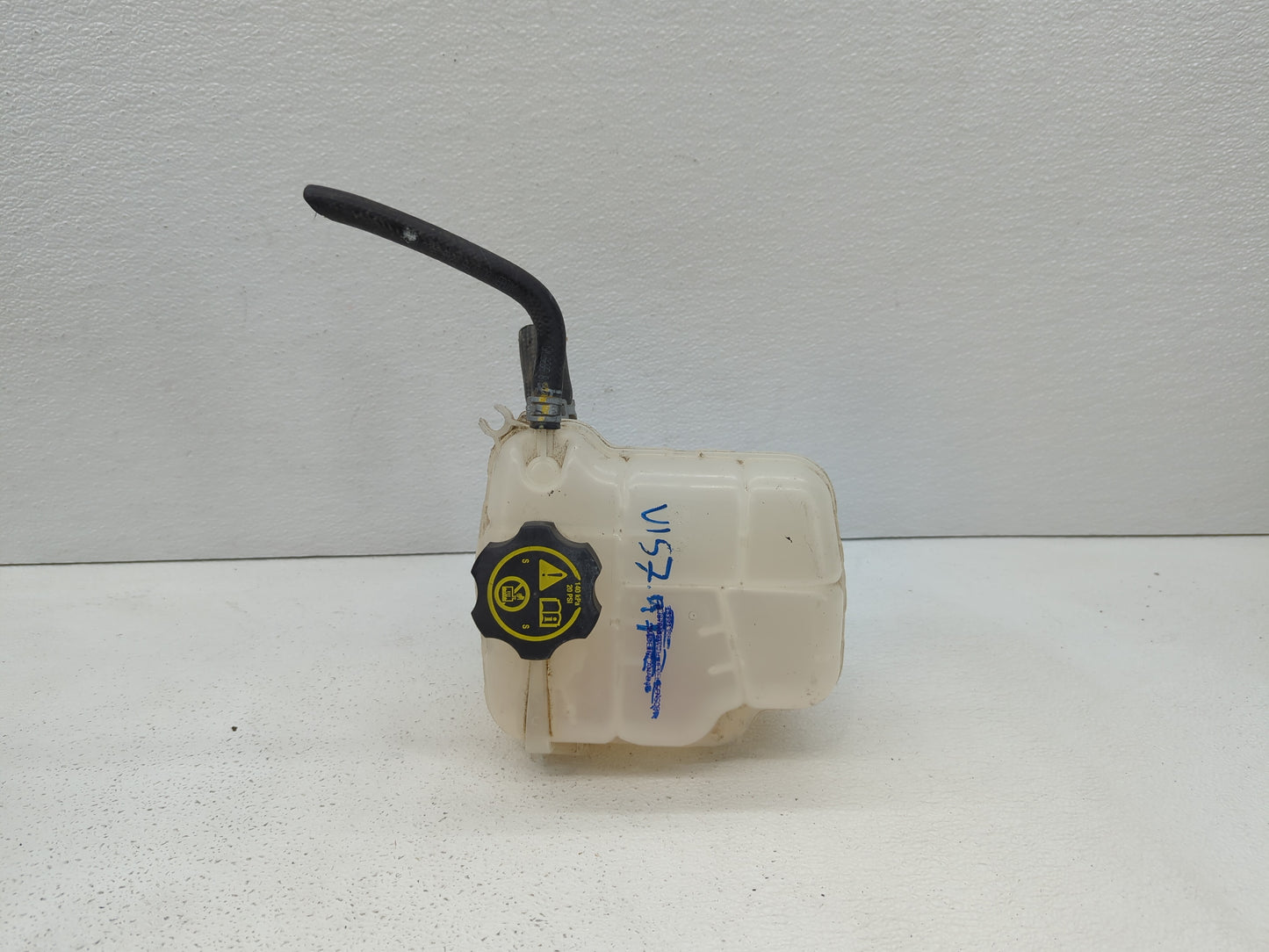 2016-2019 Chevrolet Cruze Radiator Coolant Overflow Expansion Tank Bottle 414164 - Oemusedautoparts1.com