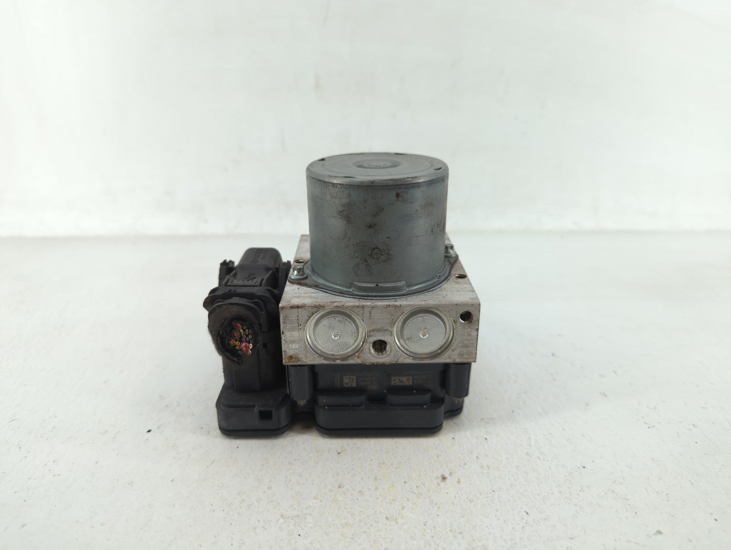 2018 Chevrolet Cruze ABS Pump Control Module Replacement P/N:39126644 39120571, 39120572 Fits OEM Used Auto Parts - Oemuseda