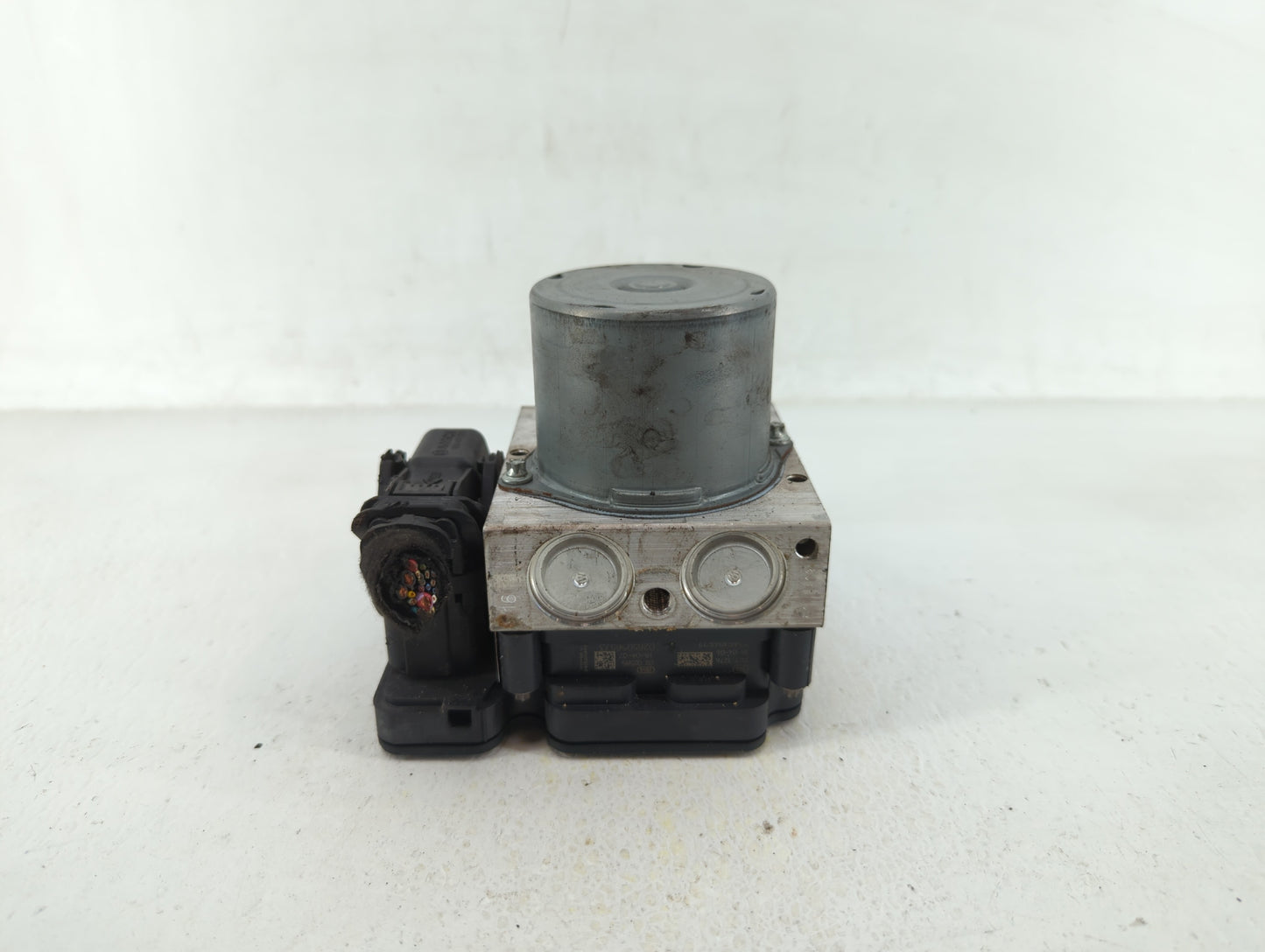 2018 Chevrolet Cruze ABS Pump Control Module Replacement P/N:39126644 39120571, 39120572 Fits OEM Used Auto Parts - Oemuseda