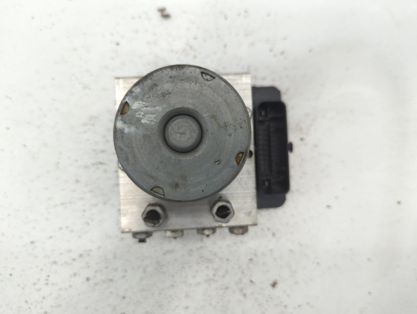 2018 Chevrolet Cruze ABS Pump Control Module Replacement P/N:39126644 39120571, 39120572 Fits OEM Used Auto Parts - Oemuseda