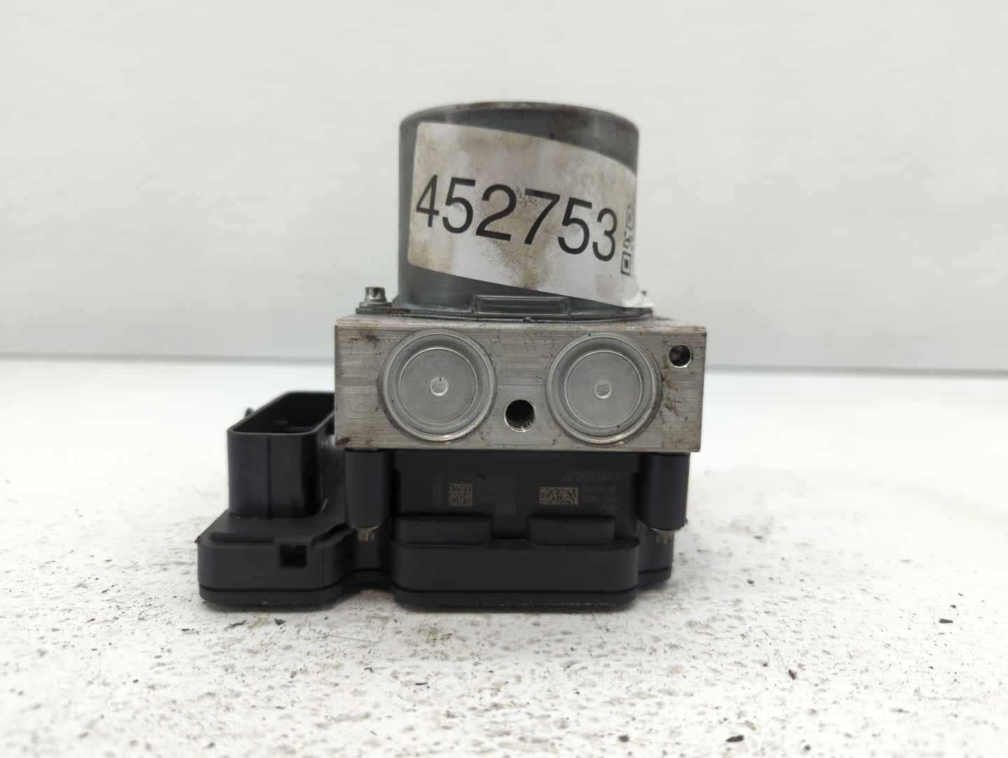2018 Chevrolet Cruze ABS Pump Control Module Replacement P/N:39126644 39120571, 39120572 Fits OEM Used Auto Parts - Oemuseda
