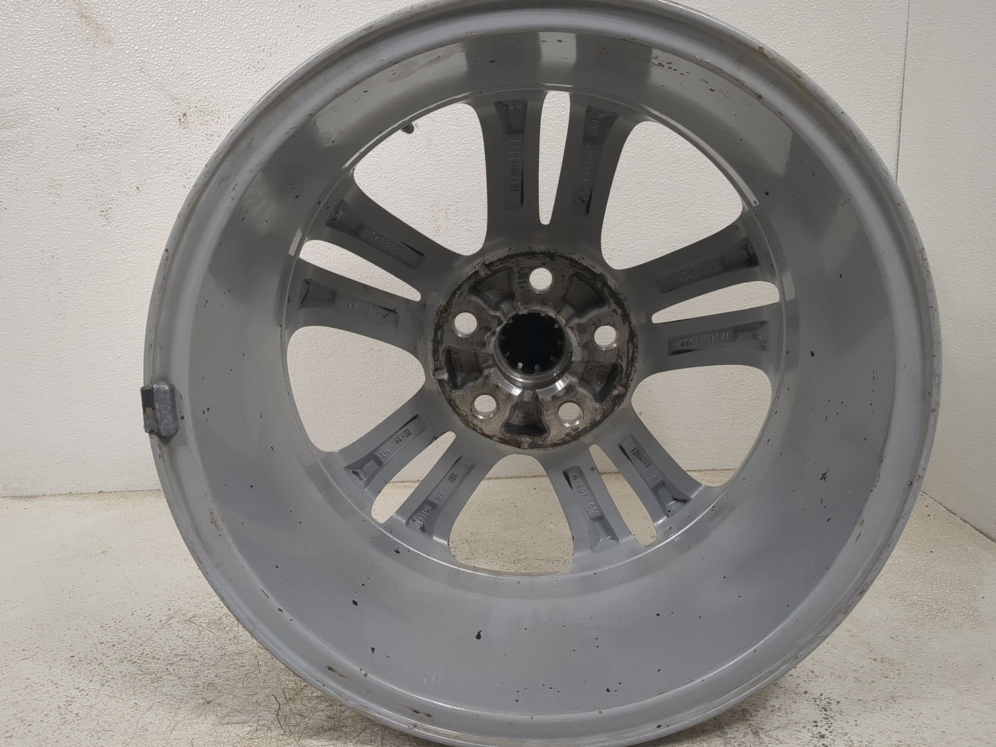 2016-2019 Chevrolet Cruze Oem Wheel Rim 5000760 - Oemusedautoparts1.com