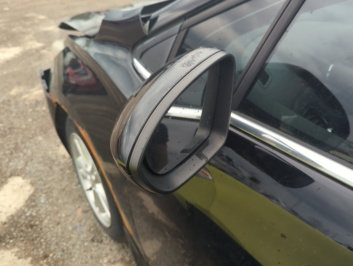2016-2019 Chevrolet Cruze Driver Side View Mirror - Left Door Mirror OEM Used - Oemusedautoparts1.com
