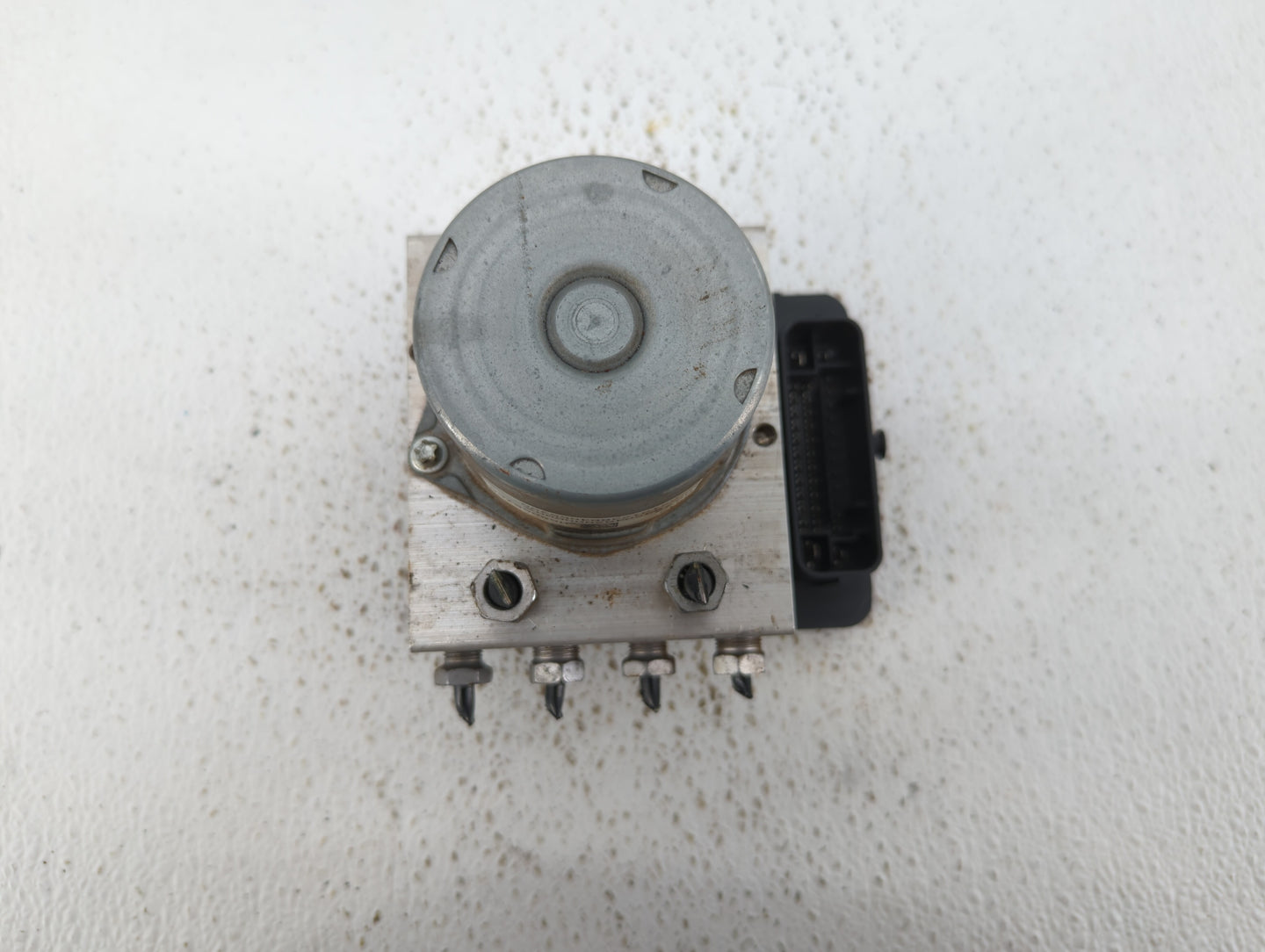 2018 Chevrolet Cruze ABS Pump Control Module Replacement P/N:39126644 39120571, 39120572 Fits OEM Used Auto Parts - Oemuseda
