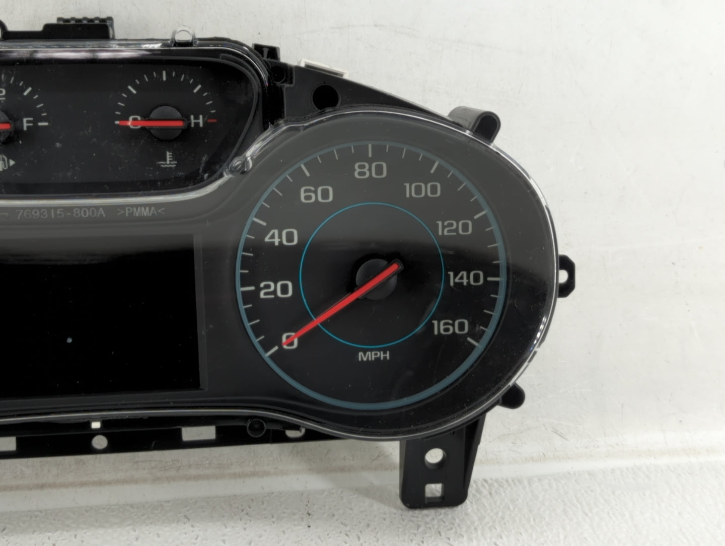 2018 Chevrolet Cruze Instrument Cluster Speedometer Gauges P/N:39084636 42668707, 39084635 Fits OEM Used Auto Parts - Oemuse