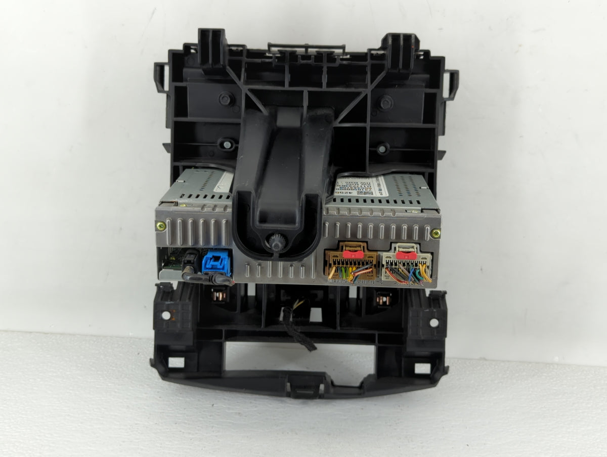 2018-2018 Chevrolet Cruze Am Fm Cd Player Radio Receiver 511337 - Oemusedautoparts1.com