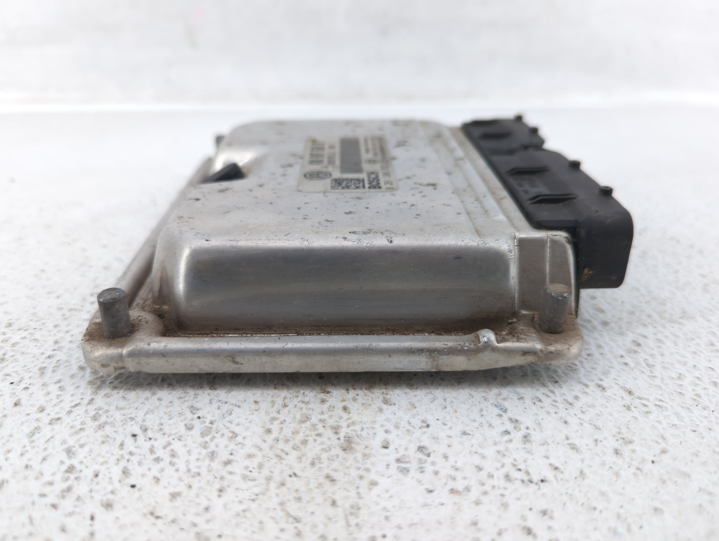 2017-2019 Chevrolet Cruze PCM Engine Control Computer ECU ECM PCU OEM P/N:4D0 907 560 DF Fits Fits 2017 2018 2019 2020 2021 