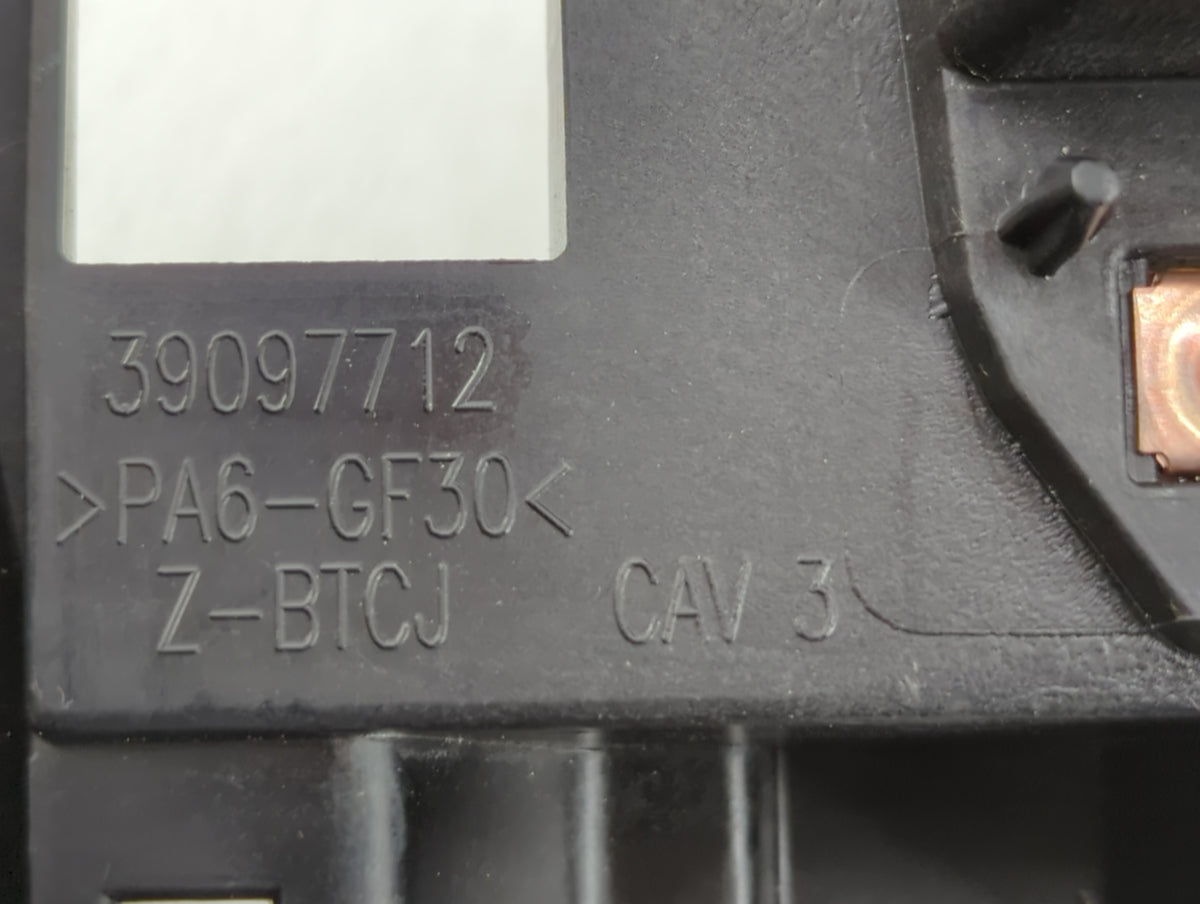 2017-2018 Chevrolet Cruze Radio Control Panel - Oemusedautoparts1.com