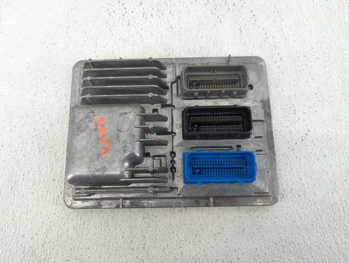 2017-2019 Chevrolet Cruze PCM Engine Control Computer ECU ECM PCU OEM P/N:12683660 Fits Fits 2017 2018 2019 2020 2021 2022 O