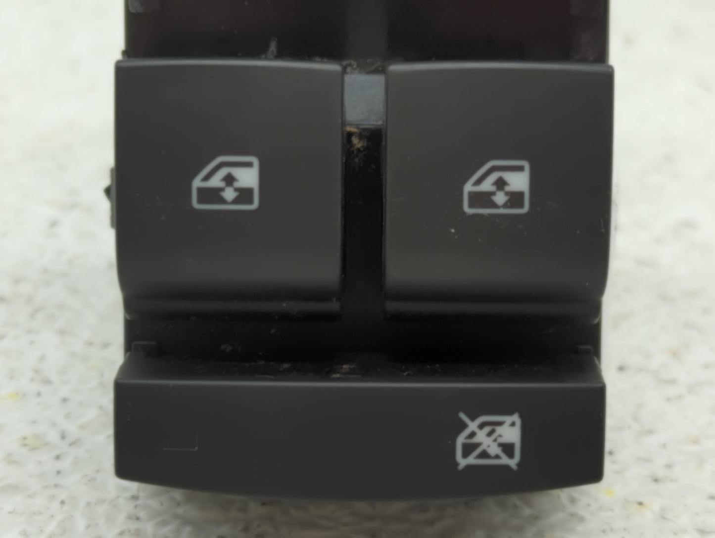 2016-2019 Chevrolet Cruze Master Power Window Switch Replacement Driver Side Left P/N:13408998 Fits OEM Used Auto Parts - Oe