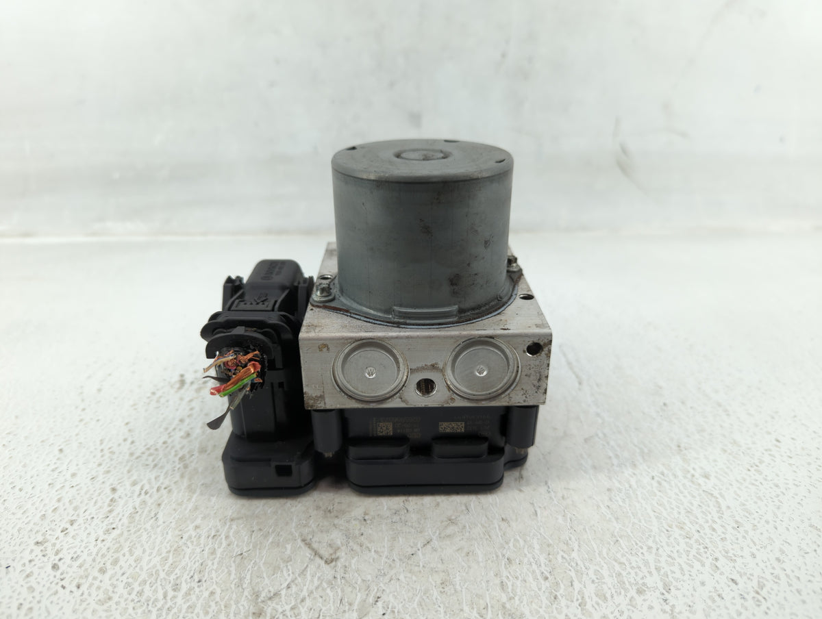 2018 Chevrolet Cruze Anti-Lock Brake ABS Pump Module Actuator OEM P/N:065055766 Fits OEM Used Auto Parts - Oemusedautoparts1
