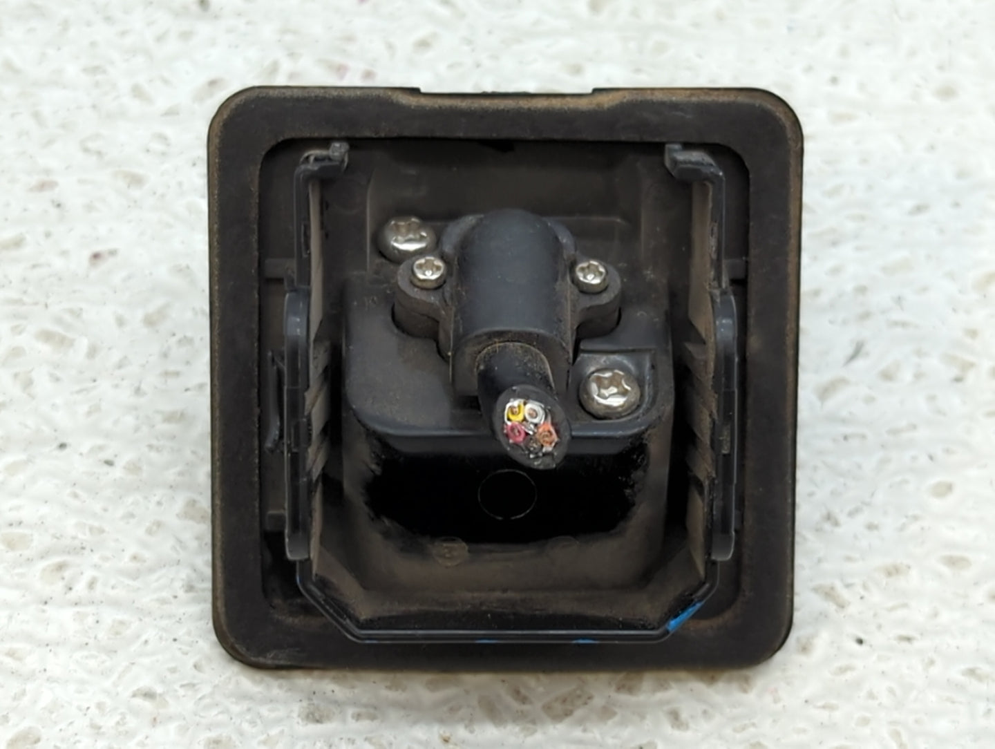 2017-2019 Chevrolet Cruze Back Up Sensor Backup Camera Black - Oemusedautoparts1.com
