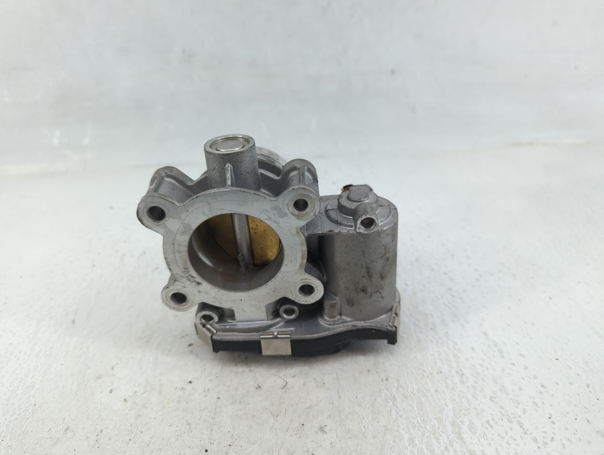 2017-2018 Chevrolet Cruze Throttle Body P/N:12671379AA Fits Fits 2017 2018 OEM Used Auto Parts - Oemusedautoparts1.com