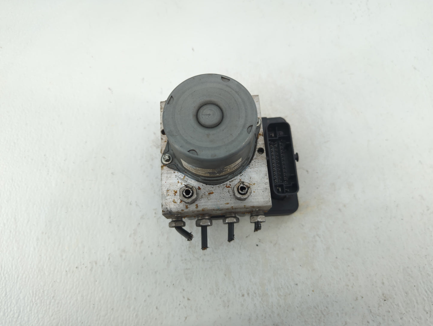 2018 Chevrolet Cruze ABS Pump Control Module Replacement P/N:065055766 Fits OEM Used Auto Parts - Oemusedautoparts1.com