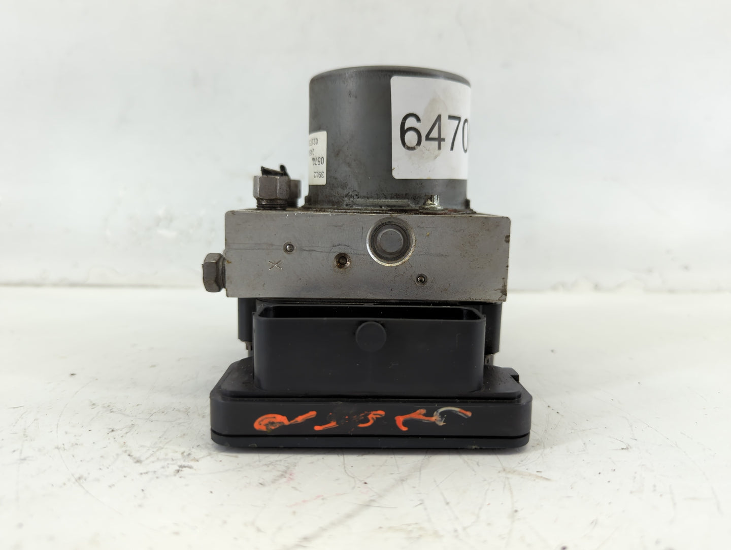 2018 Chevrolet Cruze ABS Pump Control Module Replacement P/N:3912 0572 Fits OEM Used Auto Parts - Oemusedautoparts1.com