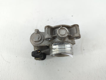 2017-2019 Chevrolet Cruze Throttle Body P/N:AA12671879AA Fits Fits 2016 2017 2018 2019 2020 2021 2022 OEM Used Auto Parts - 