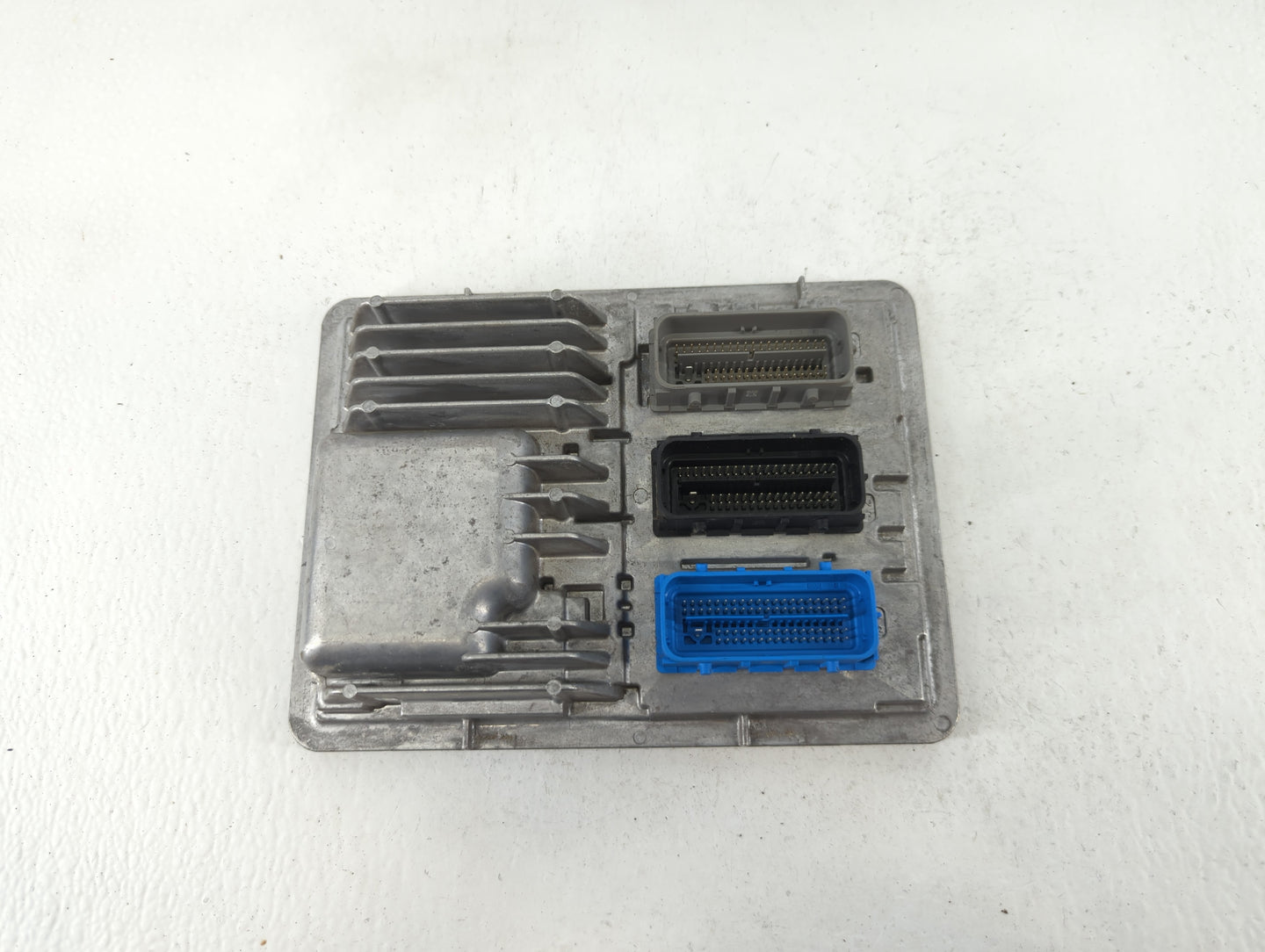 2017-2019 Chevrolet Cruze PCM Engine Control Computer ECU ECM PCU OEM P/N:12692812 Fits Fits 2017 2018 2019 2020 2021 2022 O