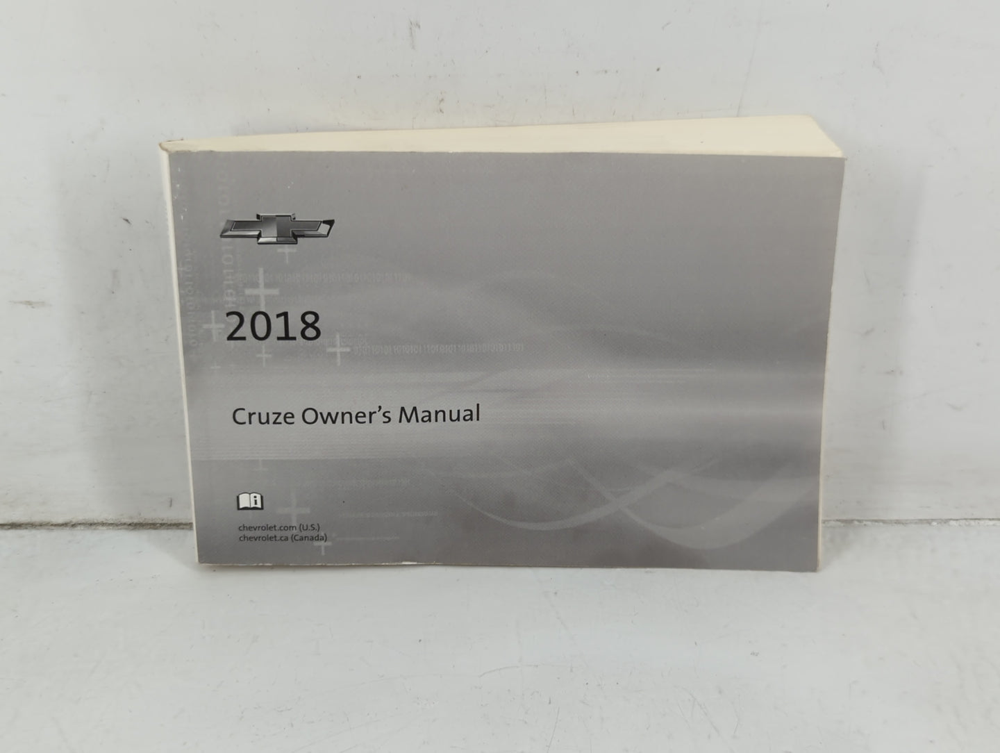 2018 Chevrolet Cruze Owners Manual Book Guide P/N:84042073 A OEM Used Auto Parts - Oemusedautoparts1.com