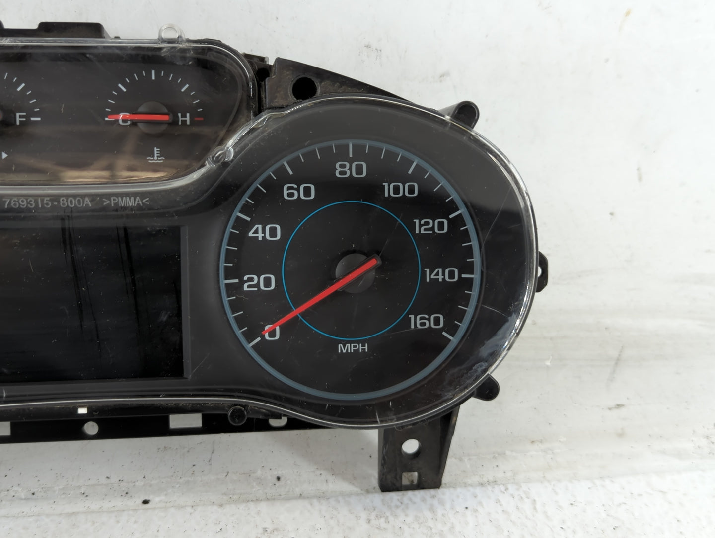 2018 Chevrolet Cruze Instrument Cluster Speedometer Gauges P/N:39084636 Fits OEM Used Auto Parts - Oemusedautoparts1.com