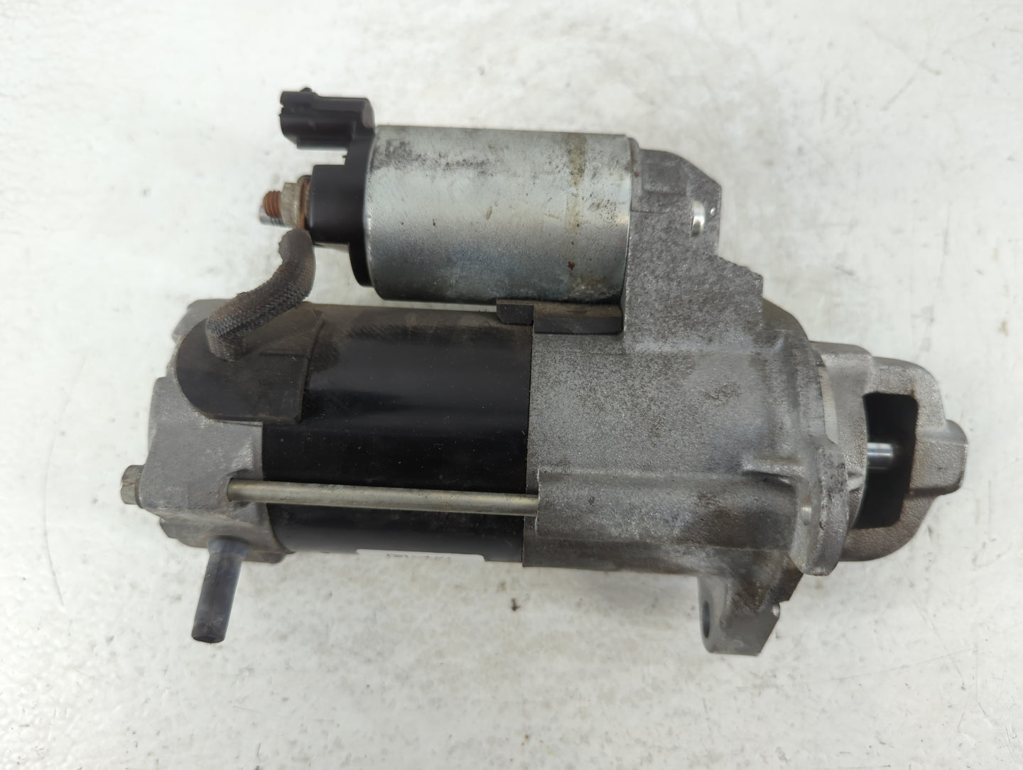 2017-2019 Chevrolet Cruze Car Starter Motor Solenoid OEM P/N:12680615 Fits Fits 2017 2018 2019 2020 2021 2022 OEM Used Auto 