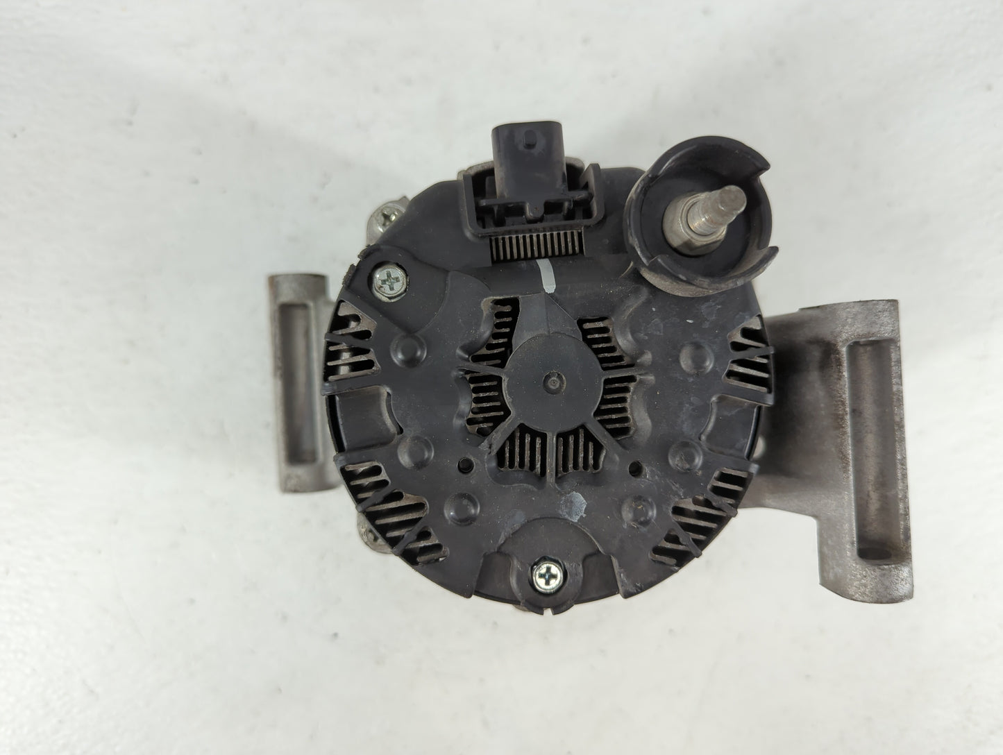 2018 Chevrolet Cruze Radio AM FM Cd Player Receiver Replacement P/N:A005TV0182ZC 13515942 Fits OEM Used Auto Parts - Oemused
