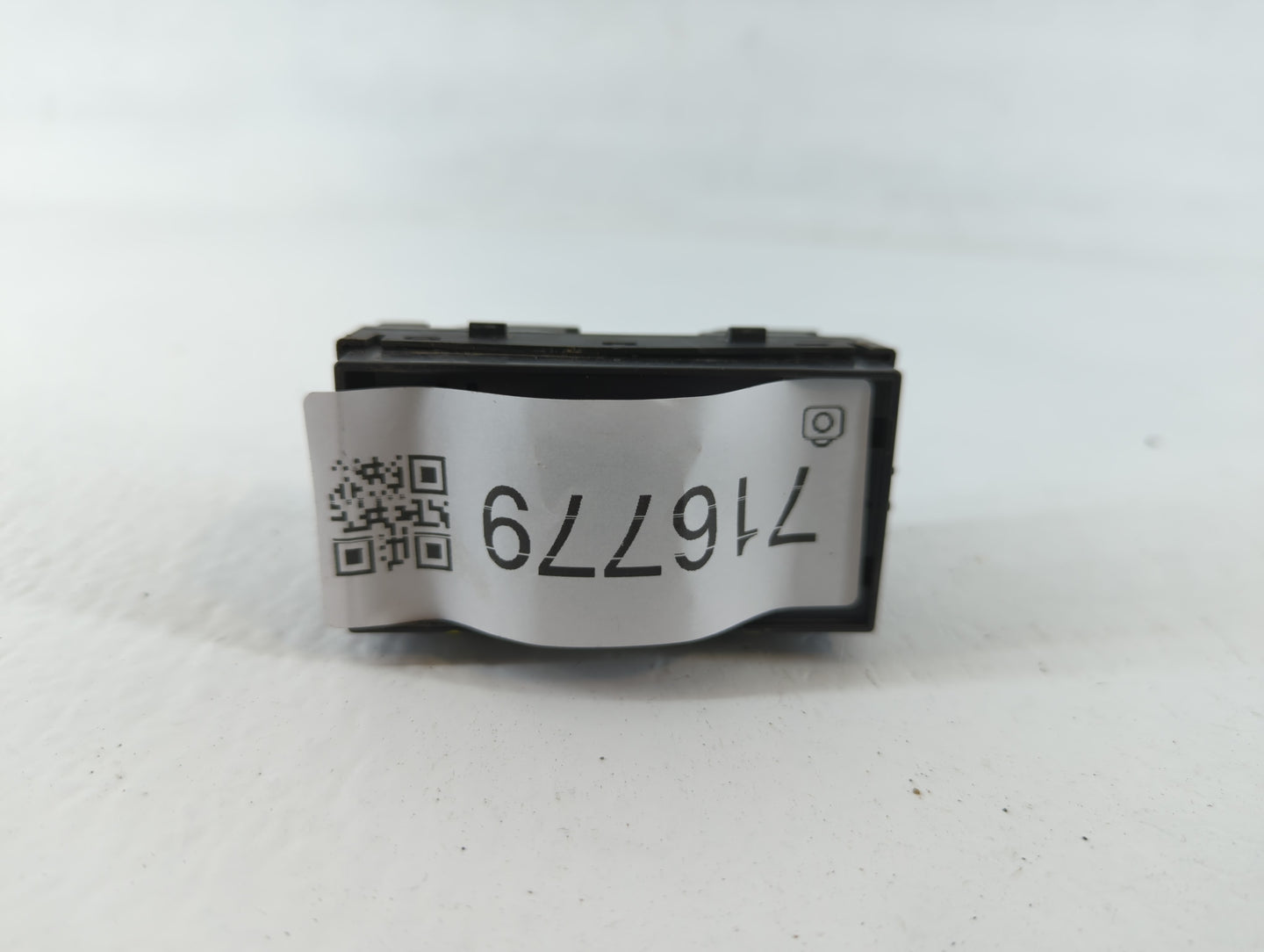 2016-2019 Chevrolet Cruze Master Power Window Switch Replacement Driver Side Left P/N:321952 13408998 Fits OEM Used Auto Par