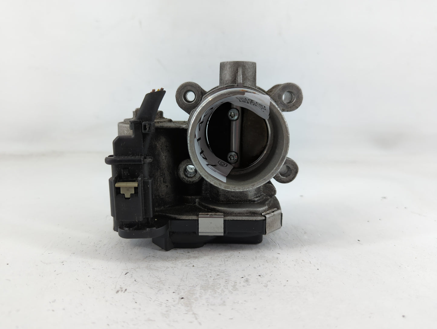 2017-2019 Chevrolet Cruze Throttle Body P/N:12671379AA Fits Fits 2016 2017 2018 2019 2020 2021 2022 OEM Used Auto Parts - Oe