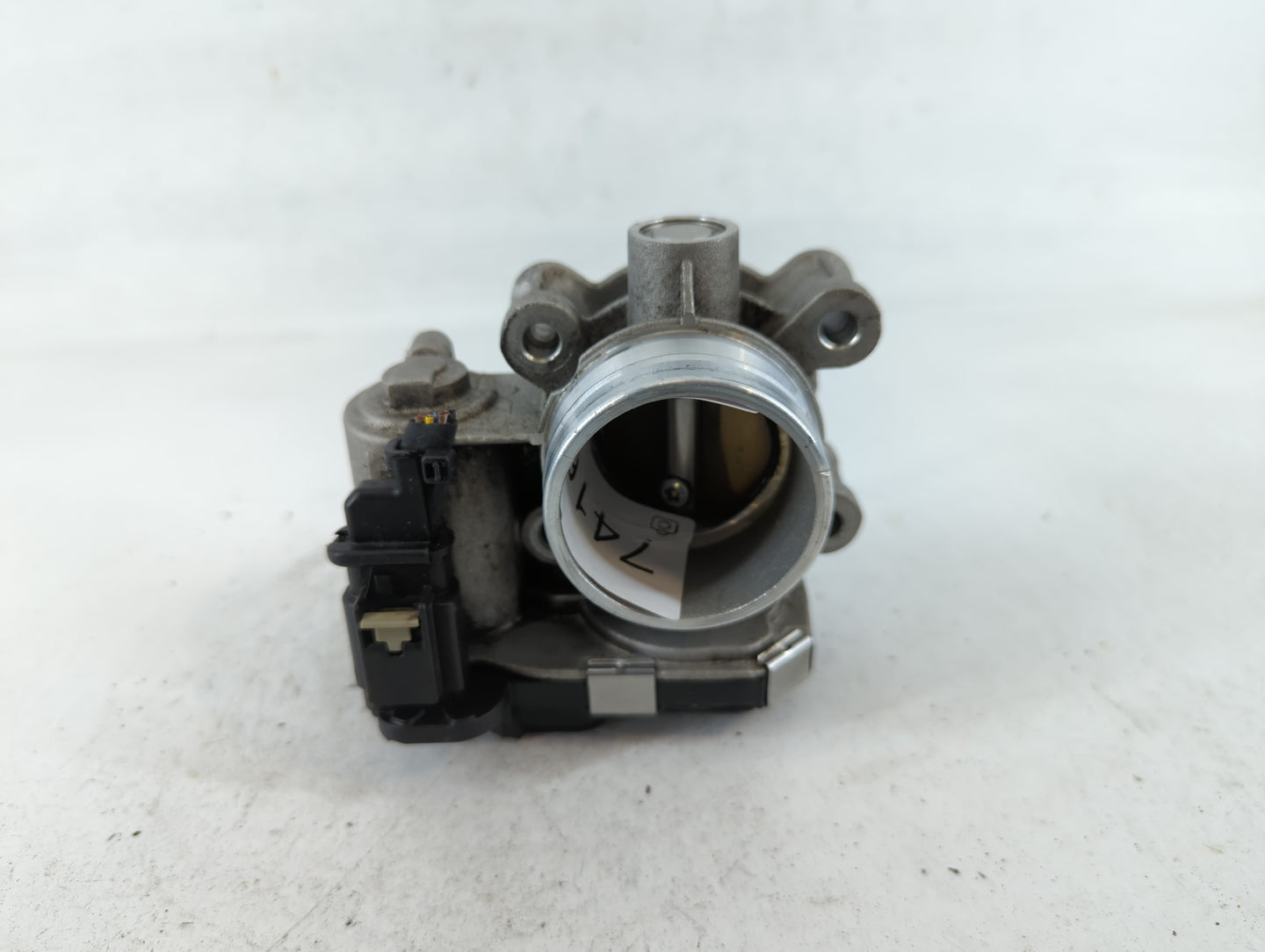 2017-2019 Chevrolet Cruze Throttle Body P/N:12671379AA Fits Fits 2016 2017 2018 2019 2020 2021 2022 OEM Used Auto Parts - Oe