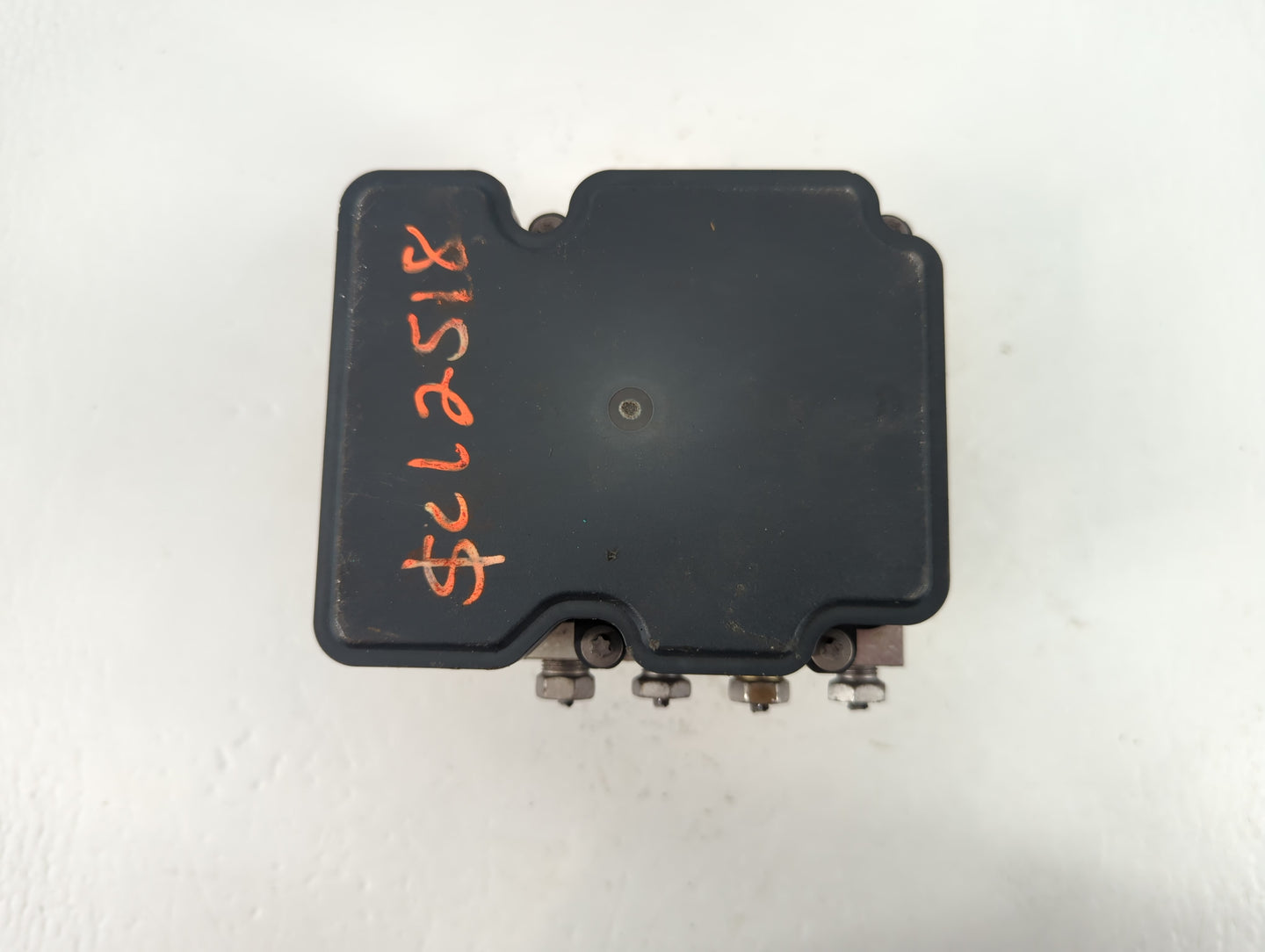 2018 Chevrolet Cruze ABS Pump Control Module Replacement P/N:065055766 Fits OEM Used Auto Parts - Oemusedautoparts1.com