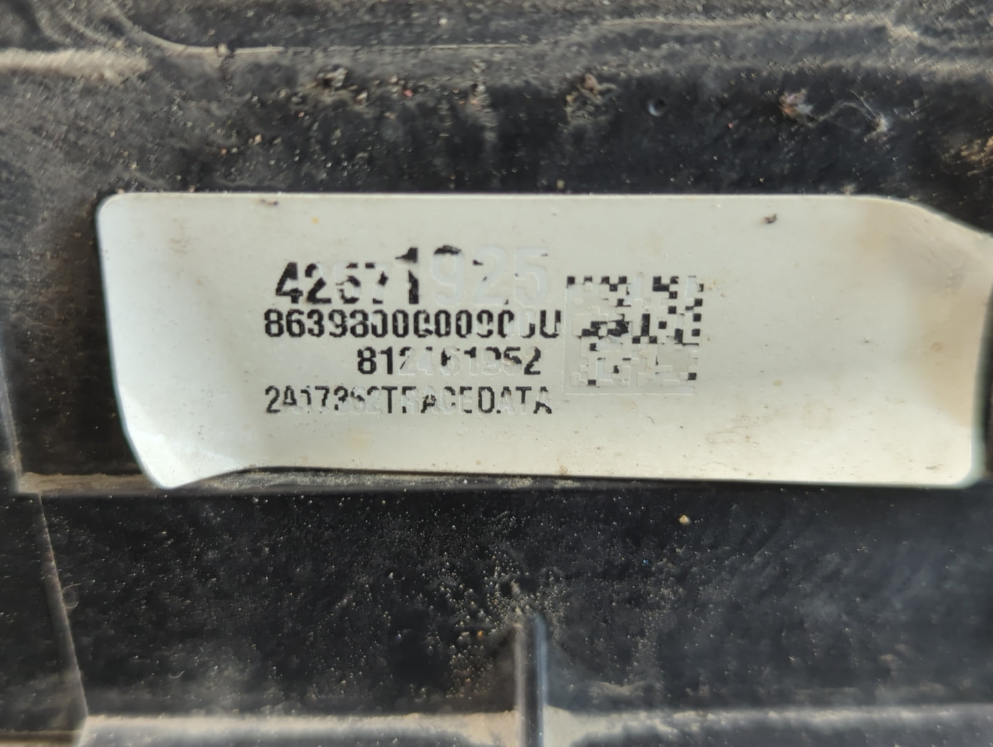 2018 Chevrolet Cruze Fusebox Fuse Box Panel Relay Module P/N:42571925 Fits OEM Used Auto Parts - Oemusedautoparts1.com