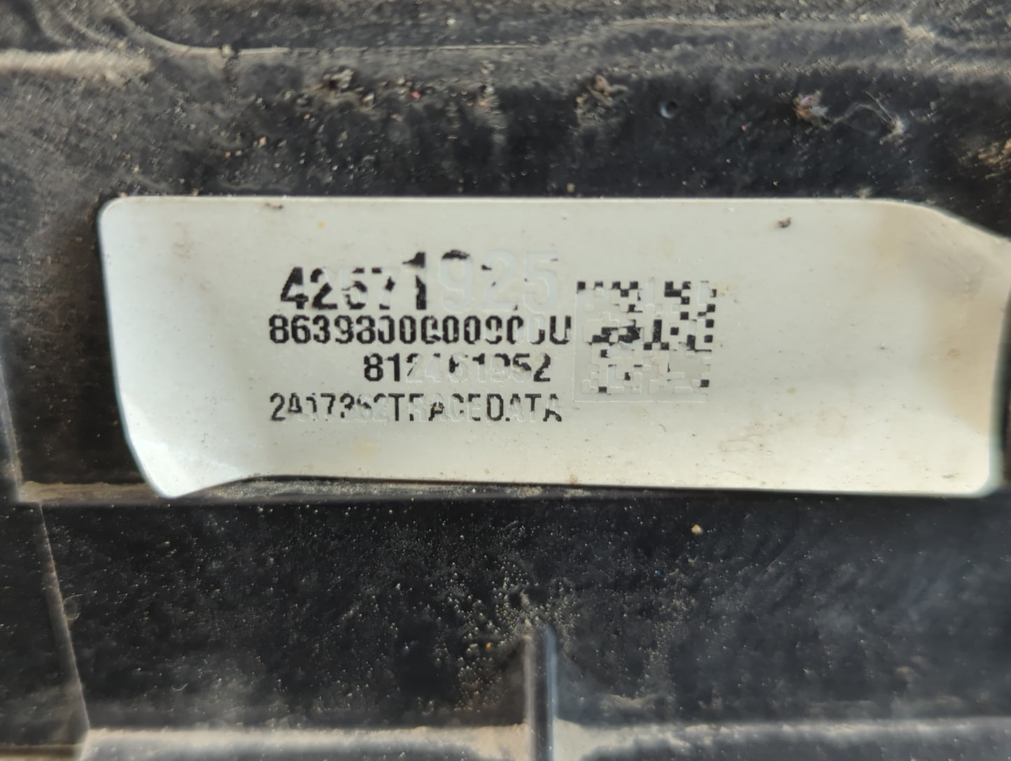 2018 Chevrolet Cruze Fusebox Fuse Box Panel Relay Module P/N:42571925 Fits OEM Used Auto Parts - Oemusedautoparts1.com