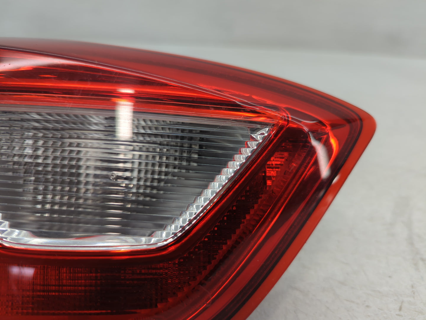 2017-2019 Chevrolet Cruze Tail Light Assembly Driver Left OEM P/N:8422622617286 Fits Fits 2017 2018 2019 OEM Used Auto Parts