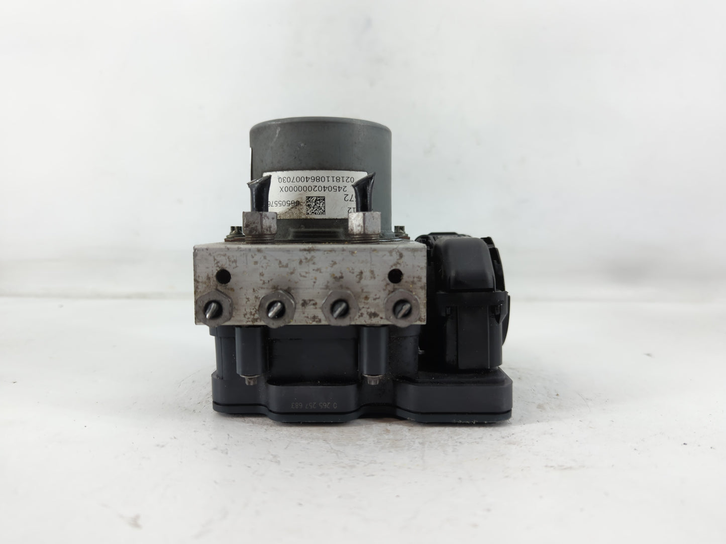 2018 Chevrolet Cruze ABS Pump Control Module Replacement P/N:39120572 Fits OEM Used Auto Parts - Oemusedautoparts1.com
