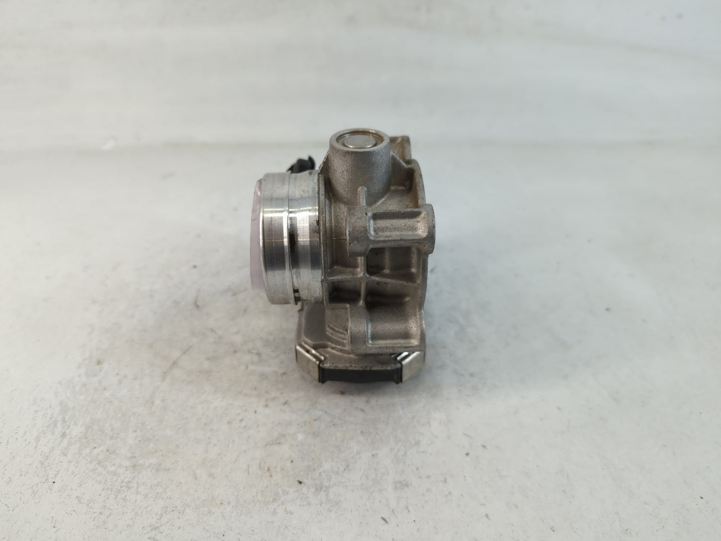 2017-2019 Chevrolet Cruze Throttle Body P/N:12671379AA Fits Fits 2016 2017 2018 2019 2020 2021 2022 OEM Used Auto Parts - Oe