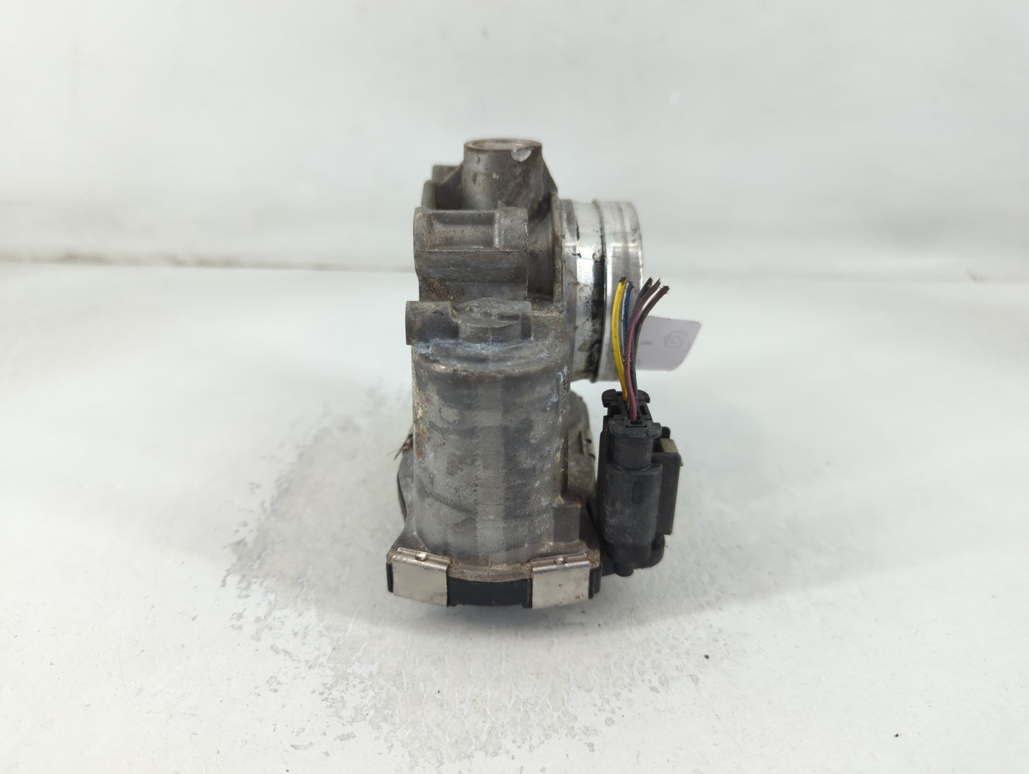 2017-2019 Chevrolet Cruze Throttle Body P/N:12671379AA Fits Fits 2016 2017 2018 2019 2020 2021 2022 OEM Used Auto Parts - Oe