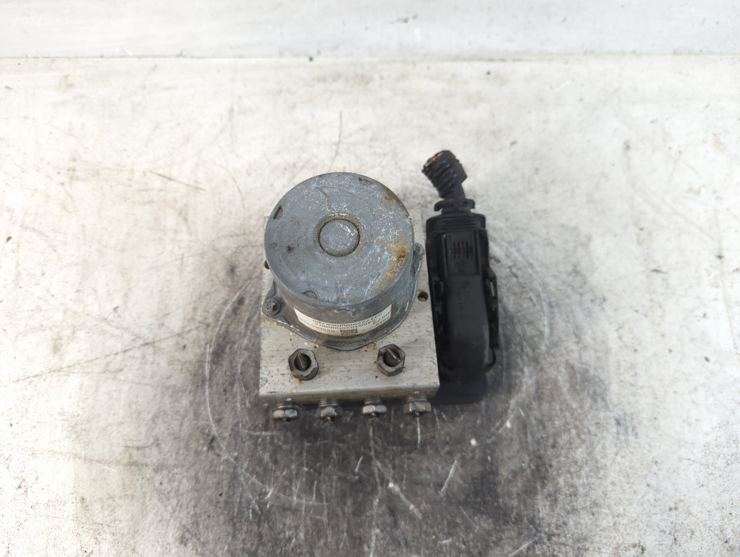 2018 Chevrolet Cruze ABS Pump Control Module Replacement P/N:065055766 3912 0572 Fits OEM Used Auto Parts - Oemusedautoparts