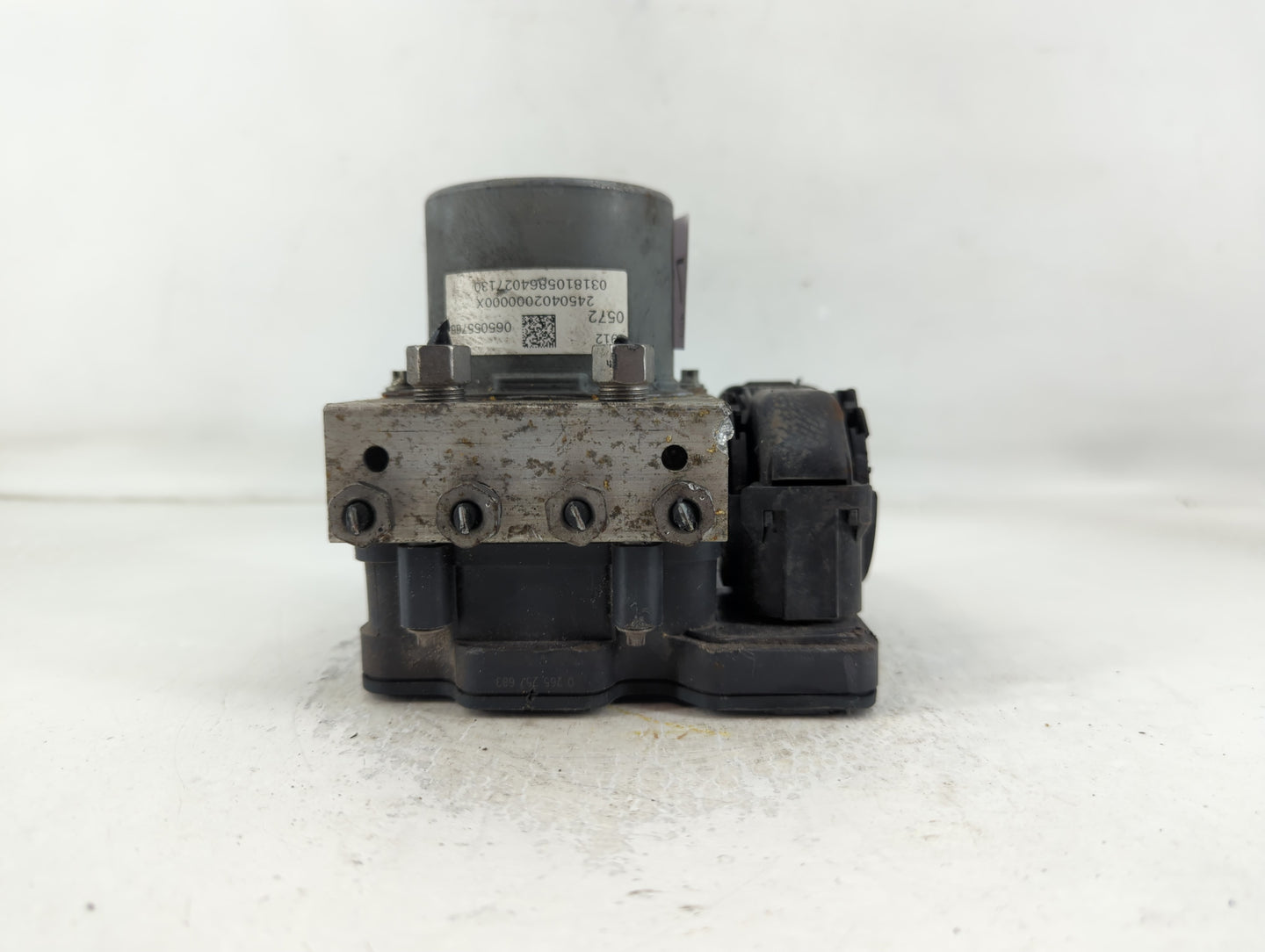2018 Chevrolet Cruze ABS Pump Control Module Replacement P/N:39120572 Fits OEM Used Auto Parts - Oemusedautoparts1.com