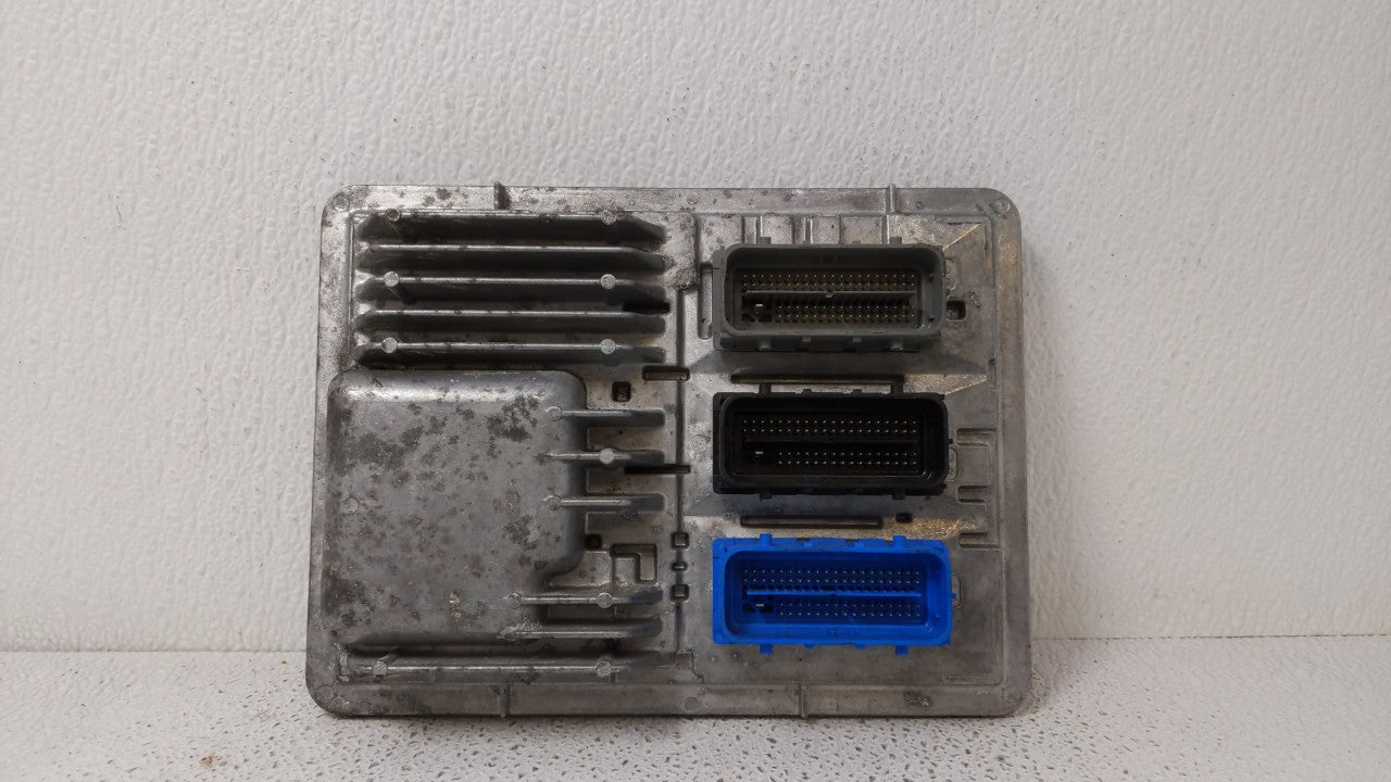 2017-2018 Chevrolet Cruze PCM Engine Control Computer ECU ECM PCU OEM P/N:12680876 12677677, 12692812 Fits Fits 2017 2018 20