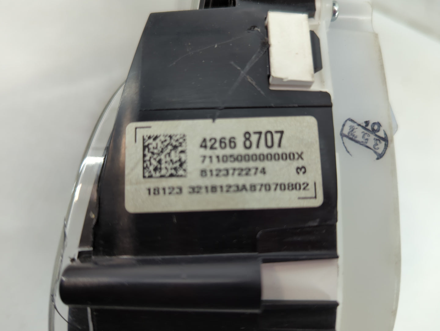 2018 Chevrolet Cruze Instrument Cluster Speedometer Gauges P/N:42668707 Fits OEM Used Auto Parts - Oemusedautoparts1.com