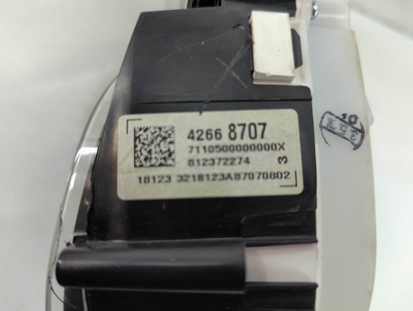 2018 Chevrolet Cruze Instrument Cluster Speedometer Gauges P/N:42668707 Fits OEM Used Auto Parts - Oemusedautoparts1.com