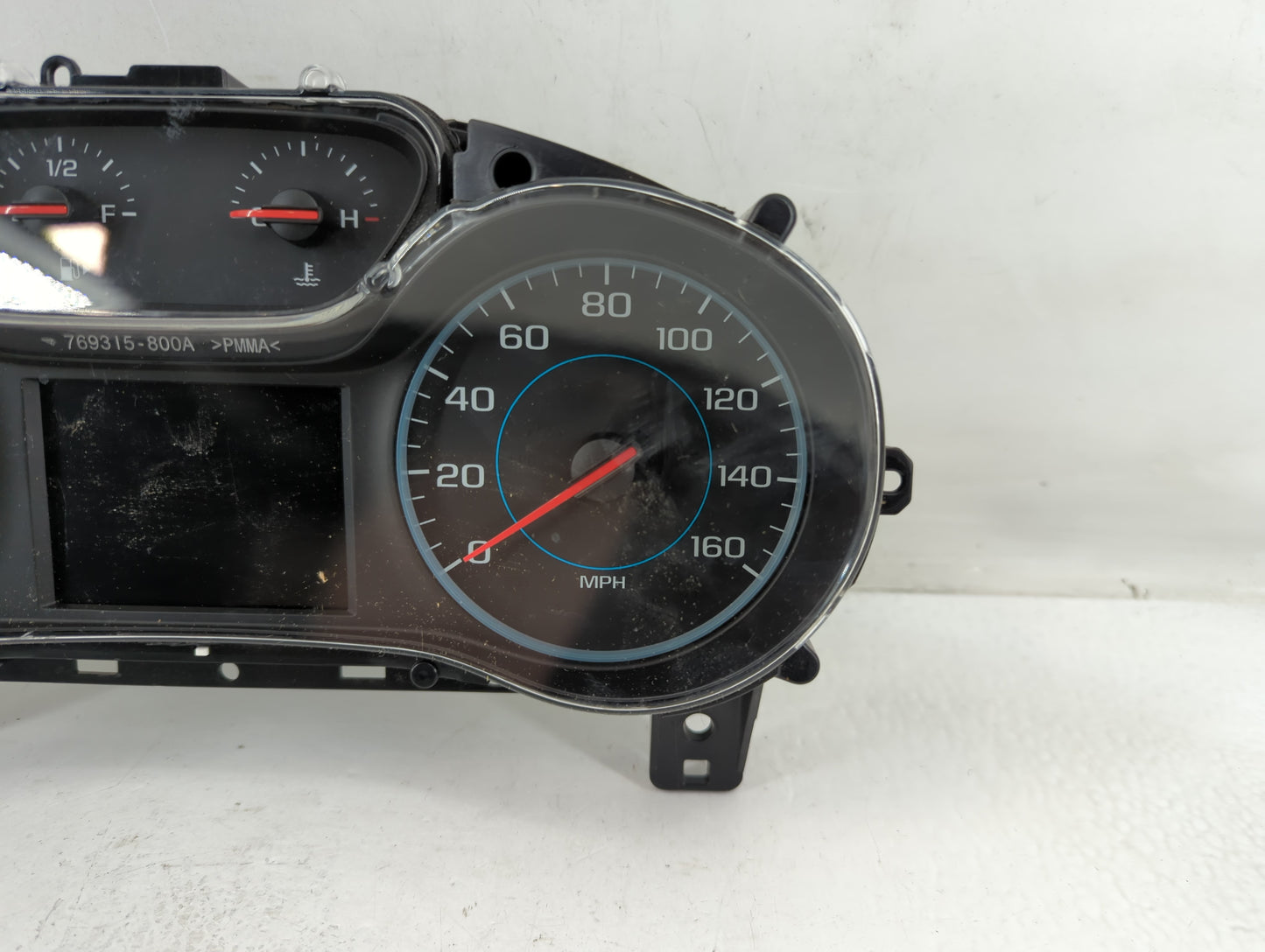2018 Chevrolet Cruze Instrument Cluster Speedometer Gauges P/N:39084636 Fits OEM Used Auto Parts - Oemusedautoparts1.com