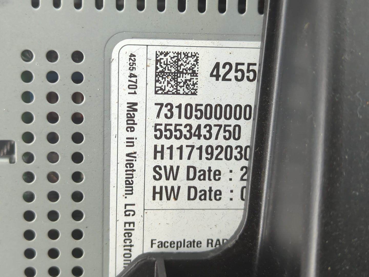 2017-2018 Chevrolet Cruze Radio AM FM Cd Player Receiver Replacement P/N:7310500000 Fits Fits 2017 2018 2019 2020 2021 OEM U