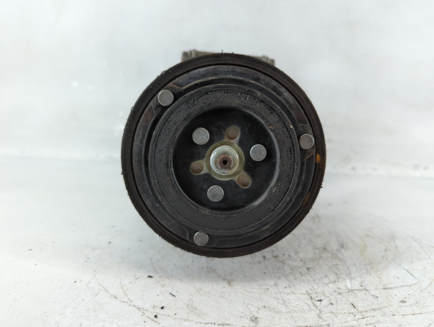 2016-2018 Chevrolet Cruze Air Conditioning A/c Ac Compressor Oem - Oemusedautoparts1.com