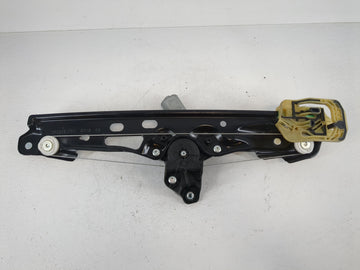 2016-2019 Chevrolet Cruze Used Window Regulator Right Passenger Rear - Oemusedautoparts1.com