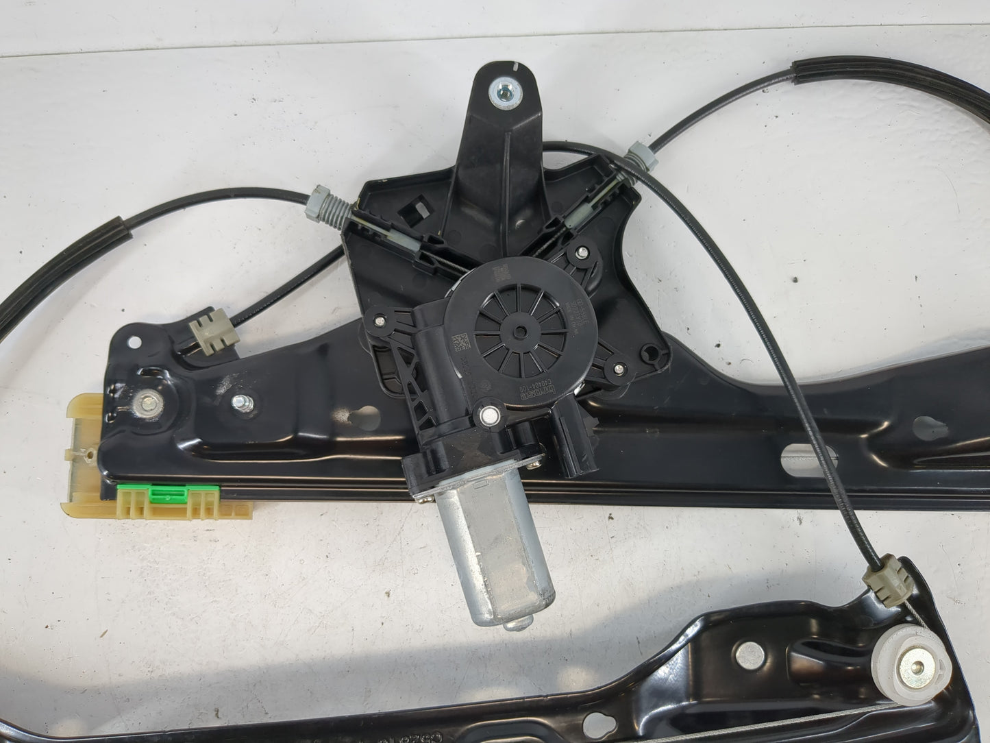 2016-2019 Chevrolet Cruze Used Window Regulator Passenger Front - Oemusedautoparts1.com